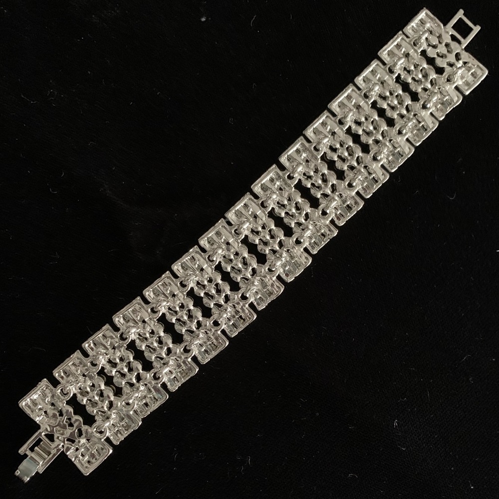 🆕🔥Crystal bracelet - Picture 3 of 4